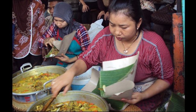 Warung MaHeRa: Santapan Harian yang Menggugah Selera di Cilacap